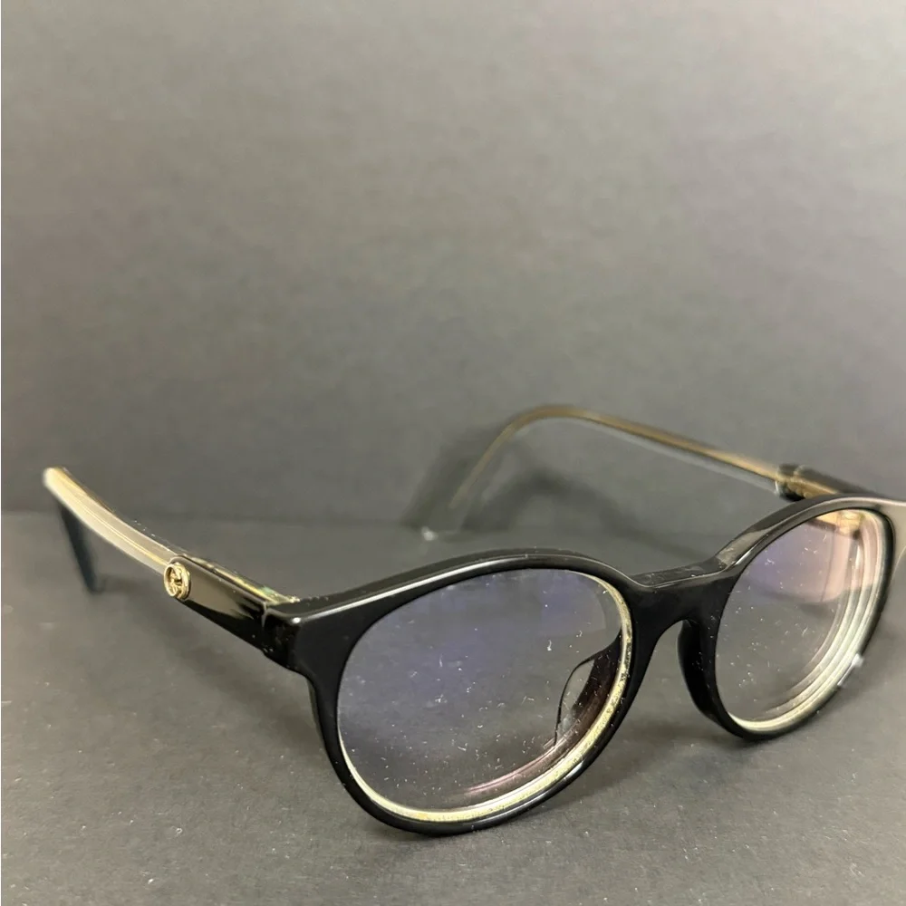 Gucci Black Round Optical Glasses with Blue Velvet Case